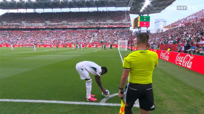 World Cup: Senegal vs Iraq