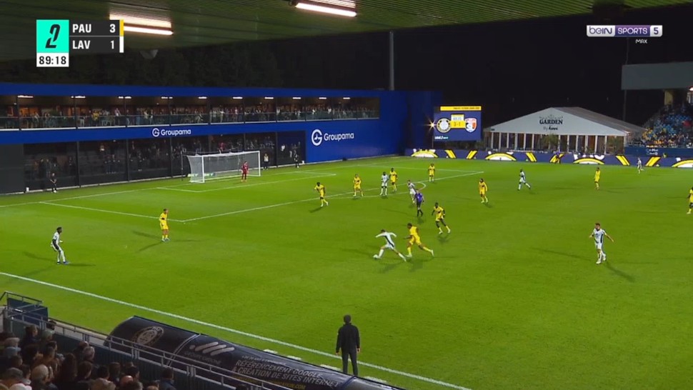 Ligue 2: Pau FC vs Laval