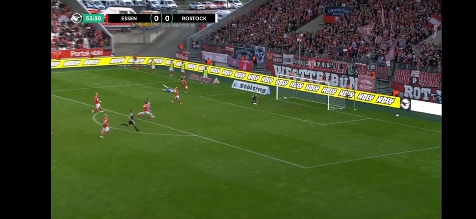 3. Liga: Rot-Weiß Essen vs Hansa Rostock